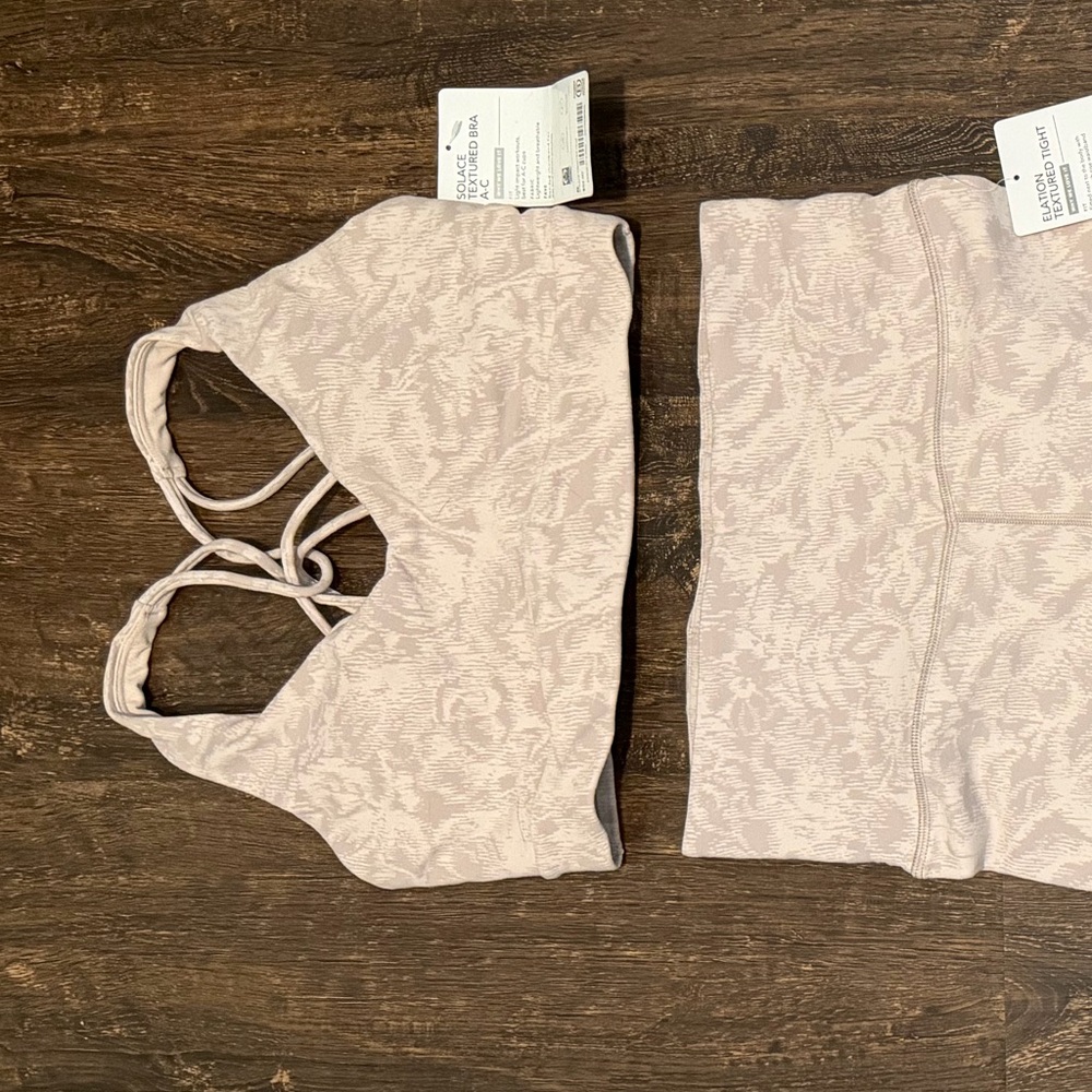 Women’s Athleta Solace Textured Bra in Pale Pink